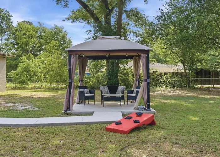 Holiday home Escape By Beaches & Blue Angels